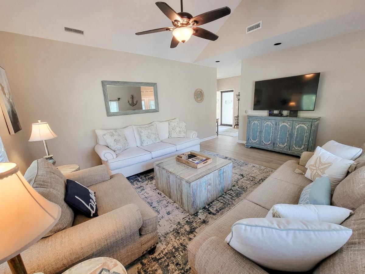 3h Canterbury Court Villa
