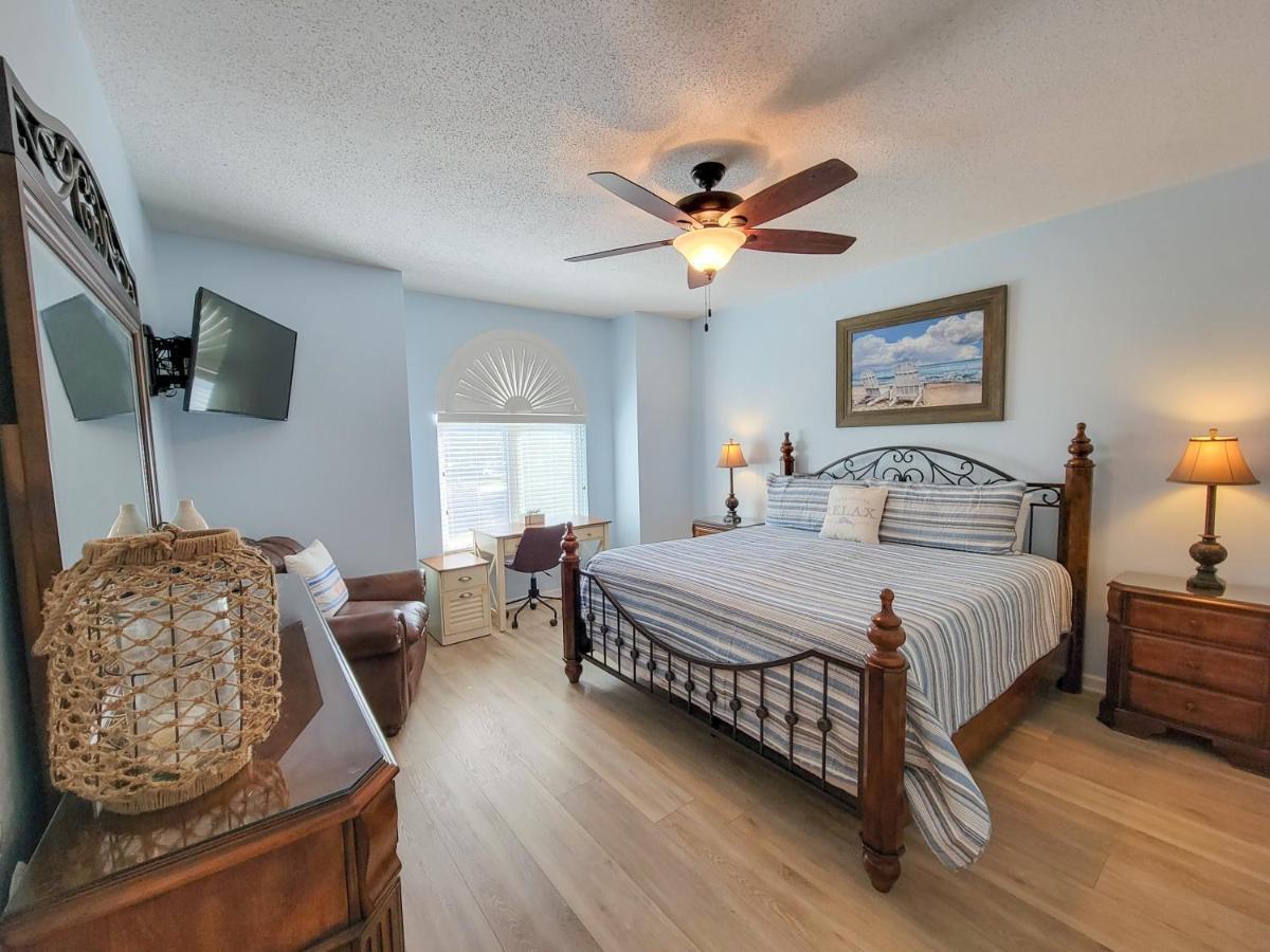 3h Canterbury Court * Myrtle Beach