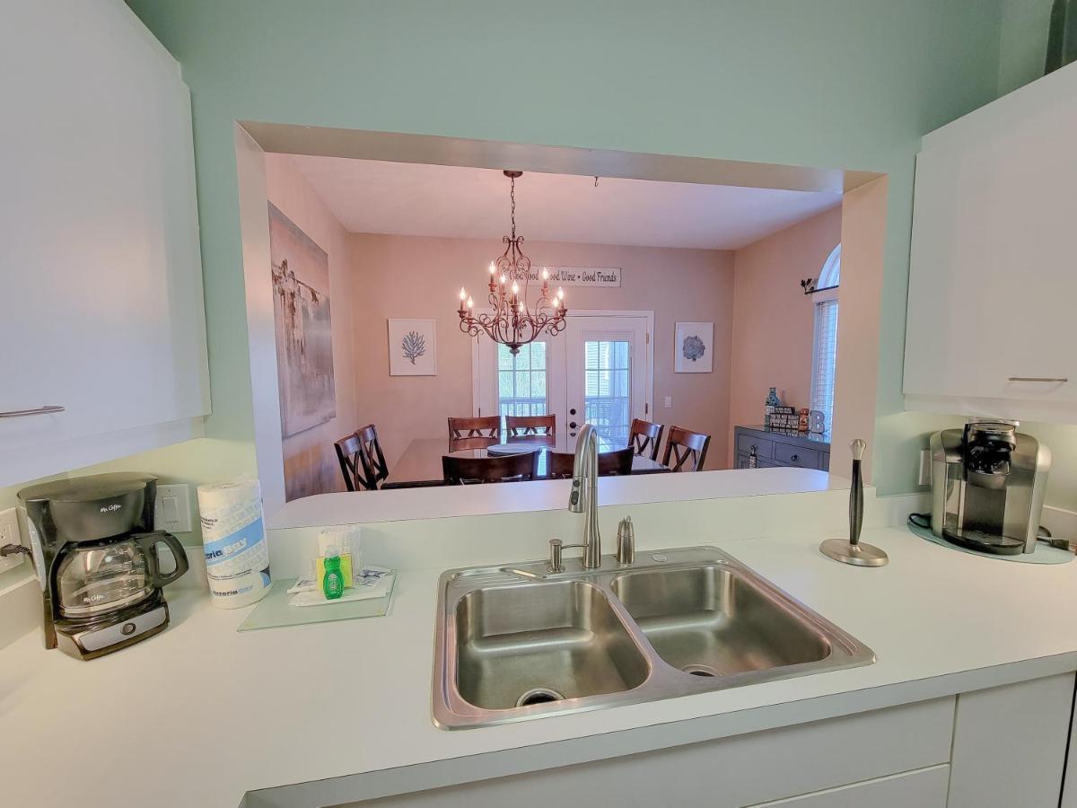 3h Canterbury Court Villa