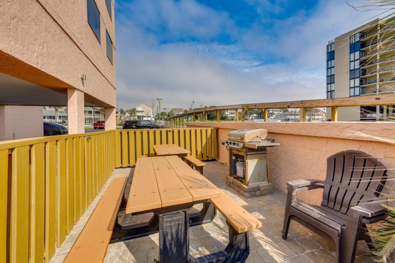 Apartment Eighth-floor On North Myrtle With Pool! *