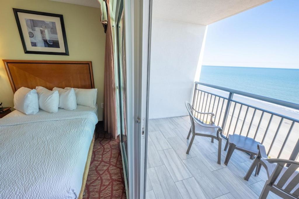 Oceanfront,heated Pools,boardwalk, Location,views! Myrtle Beach
