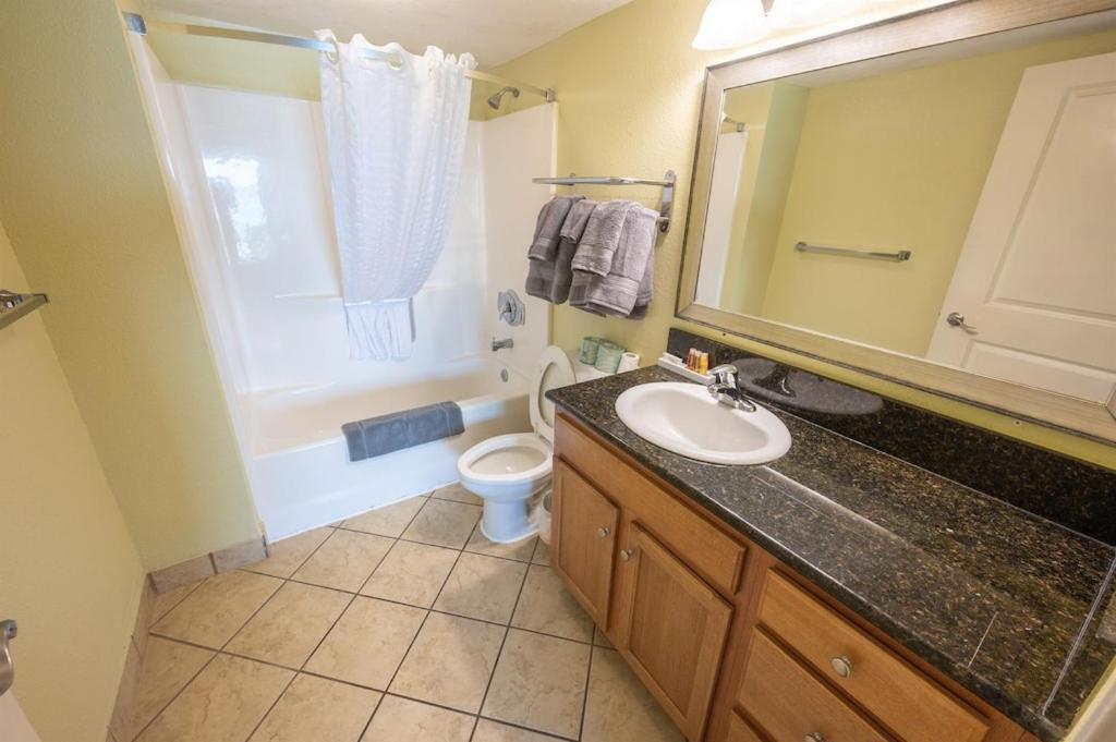 Floor,direct Oceanfront,heated Pool,boardwalk! Apartment *