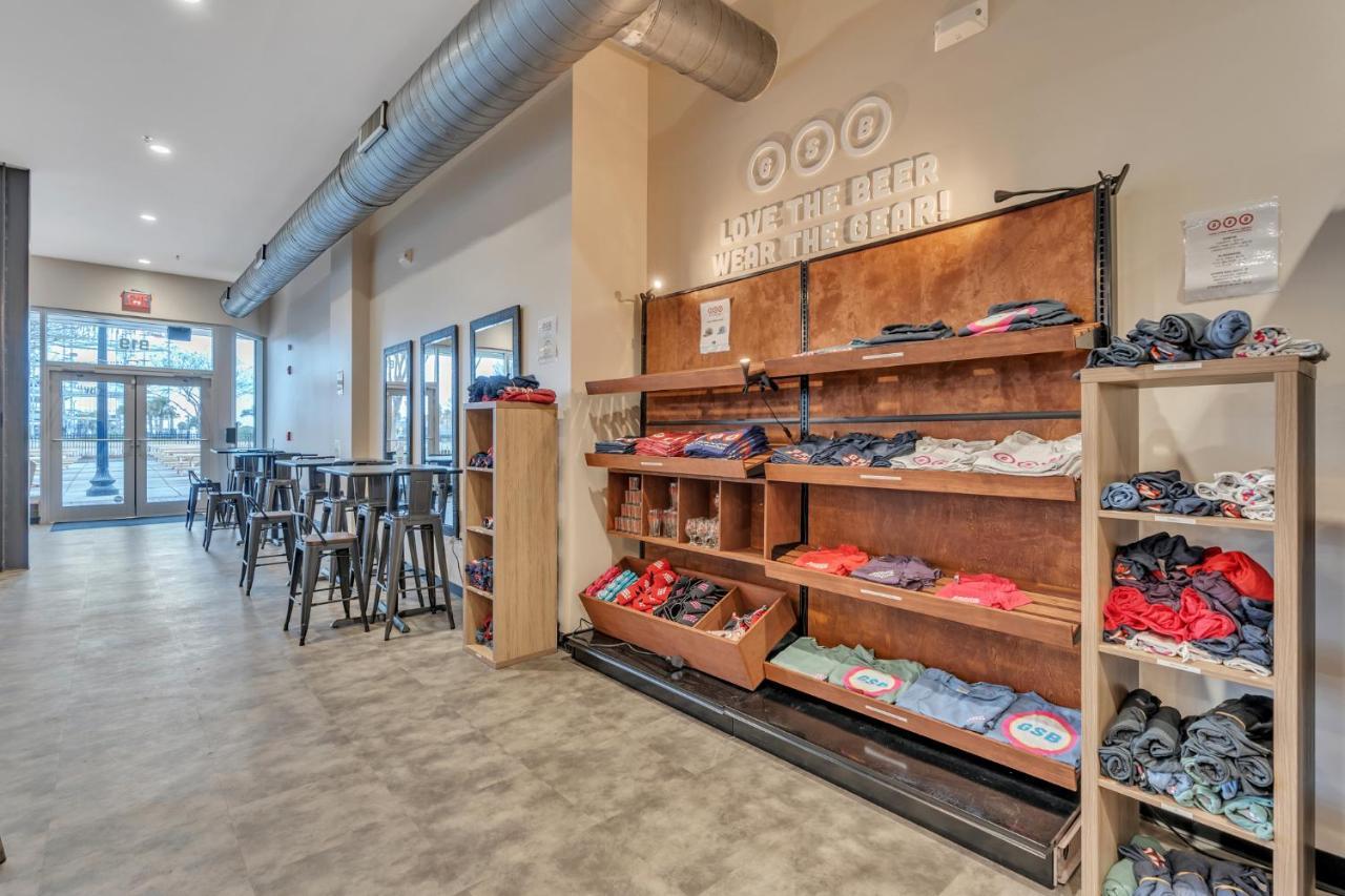 2 Bedroom Loft @ Grand Brewery 205 Apartment