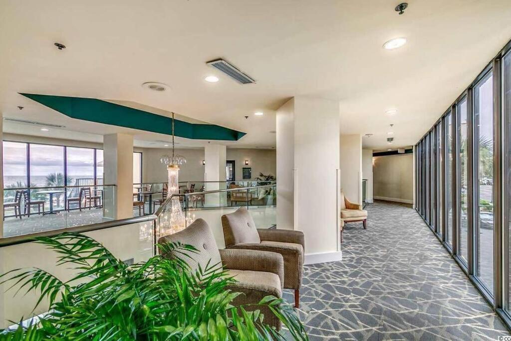 Apartment Immense With 1br Oceanview 402 *