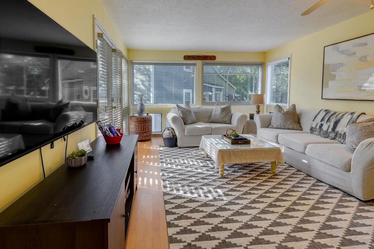 Myrtle With Pool Access Walk To Beach! *
