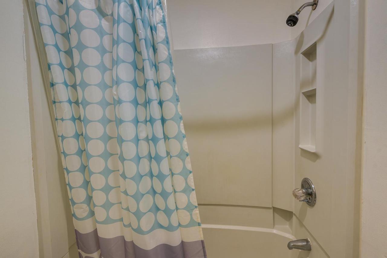 Myrtle With Pool Access Walk To Beach! *