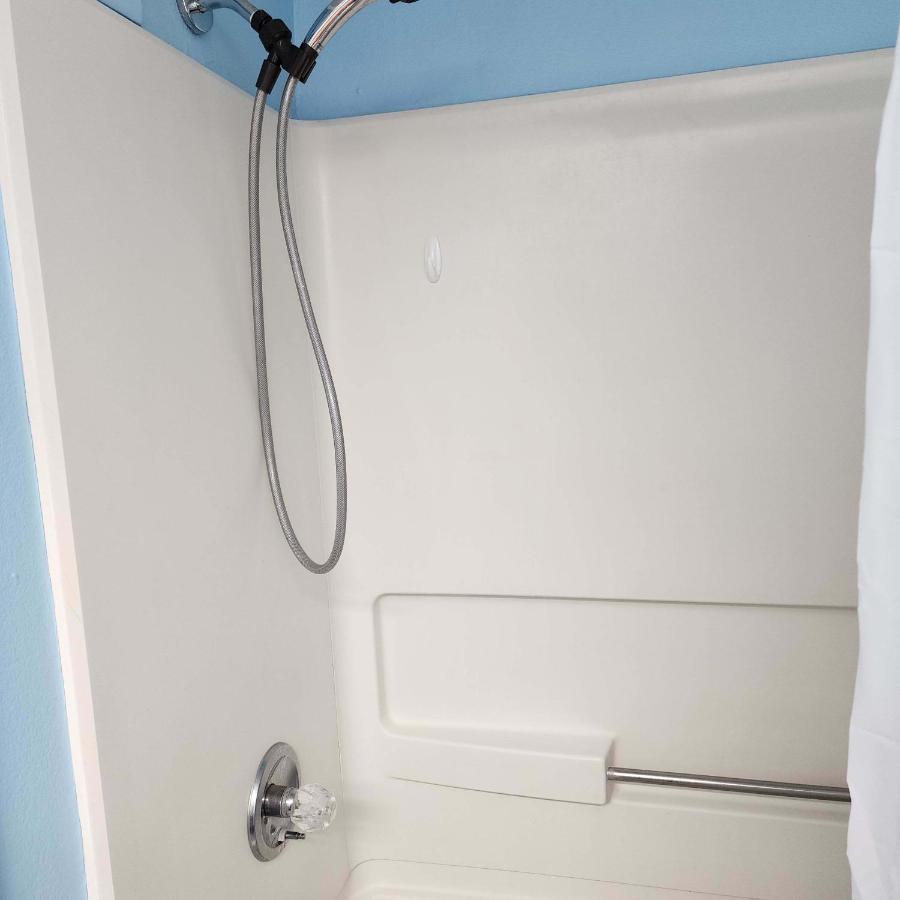 Apartment Oceanfront Efficiency T604 *