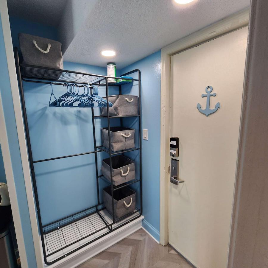 Apartment Oceanfront Efficiency T604