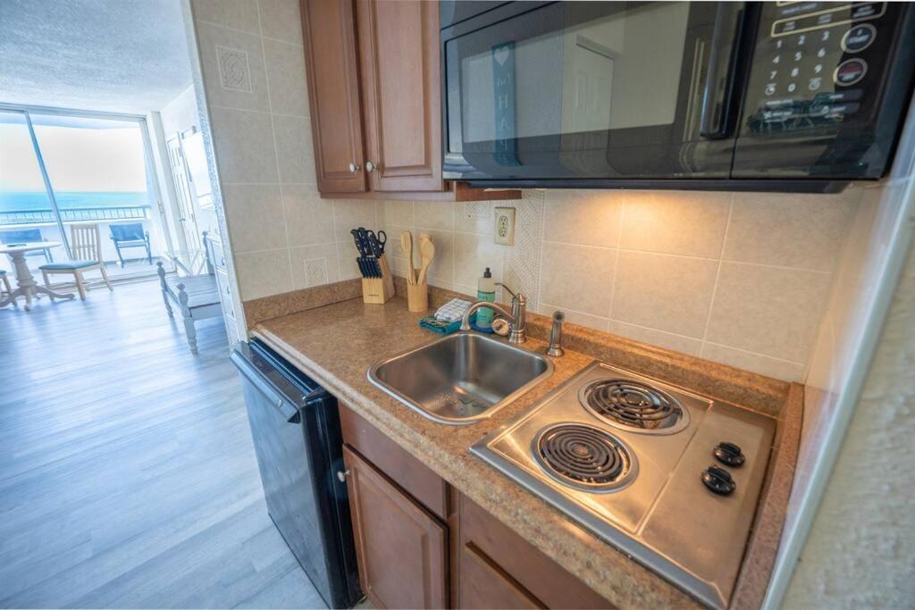 Holiday home New Ocean Annie's Oceanview Heated Pools!