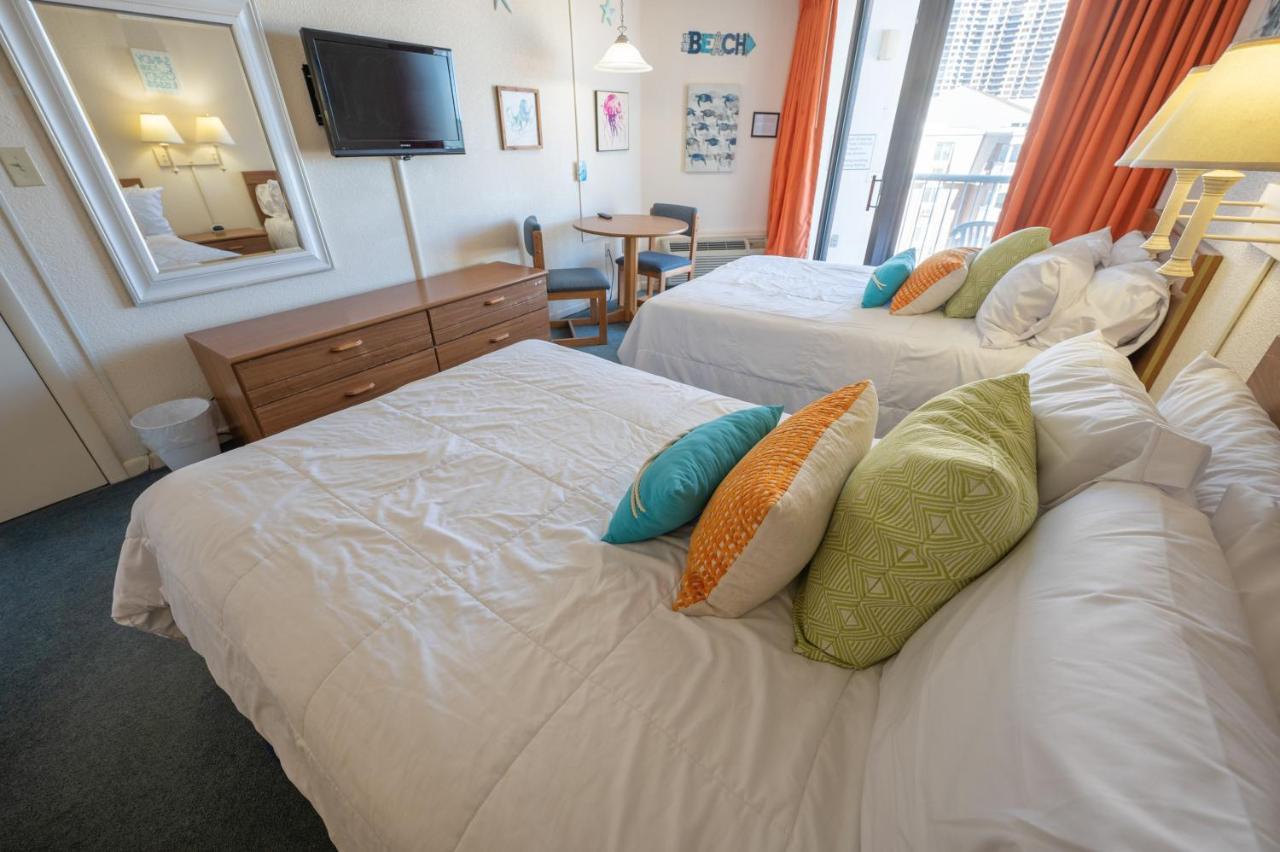 Ocean Annie's Oceanview Studio,scenic Views,pools! Holiday home Myrtle Beach