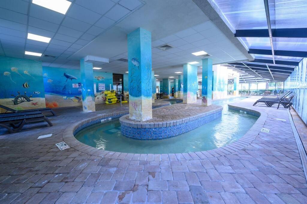 Newly Renovated, Oceanfront, Pools,fantastic View! Holiday home Myrtle Beach