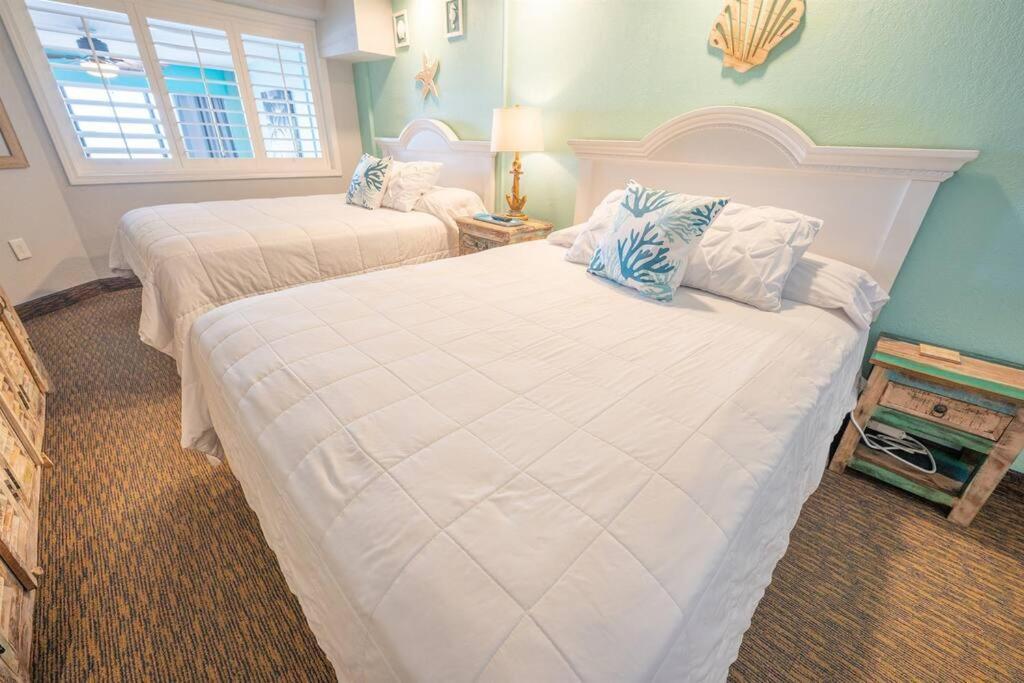 Newly Renovated Oceanfront Direct,incredible Pools Myrtle Beach