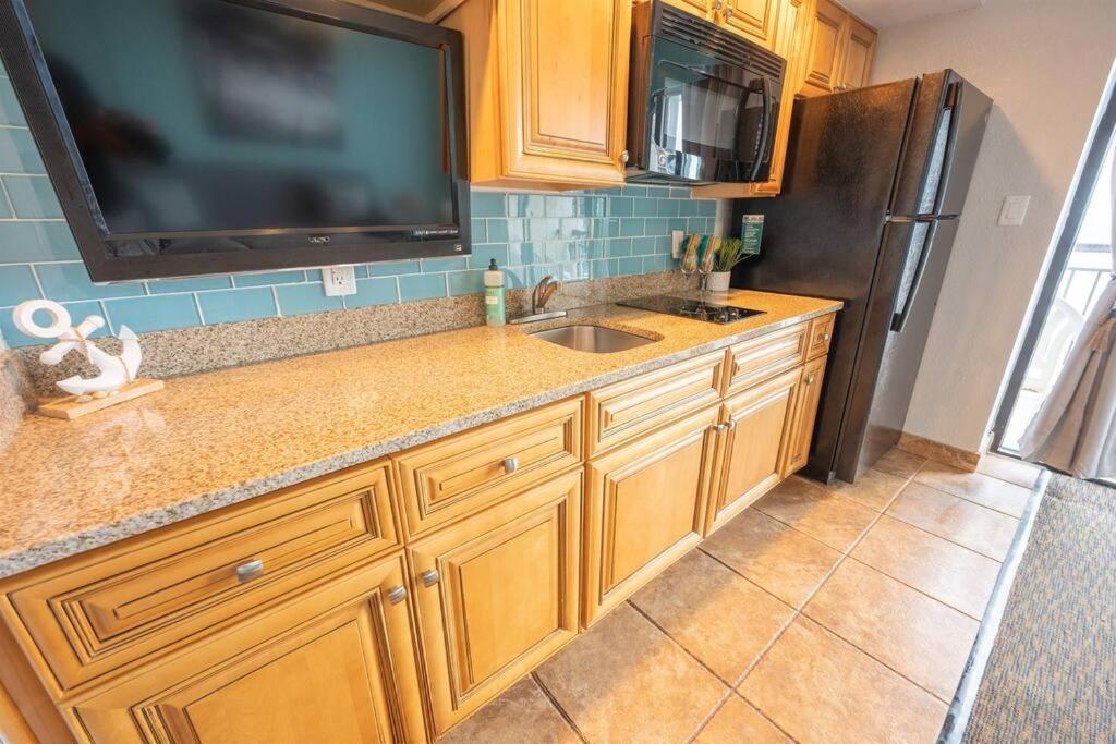 Holiday home Newly Renovated Oceanfront Direct,incredible Pools