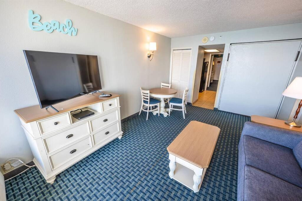 Recently Renovated, Oceanfront View, Heated Pools! Myrtle Beach