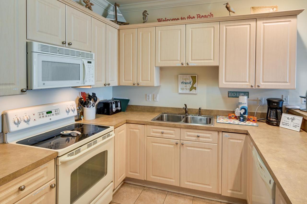 Cozy Myrtle Escape With Balcony And Pool Access! Apartment *