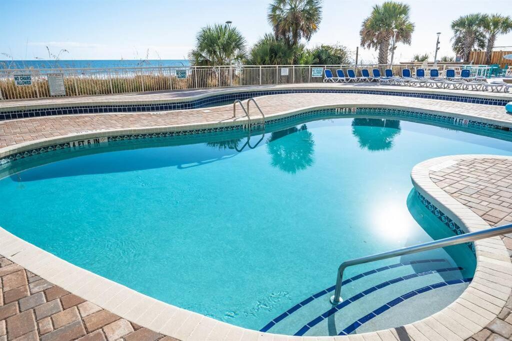 Holiday home Baywatch Renovated, Unobstructed Oceanfront Views! *