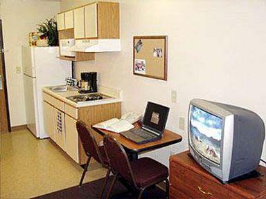 Woodspring Suites Hotel 2*