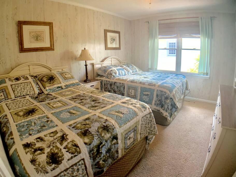 Beachfront -almost Heaven Oceanfront- Unit C/ 2br 1ba Myrtle Beach