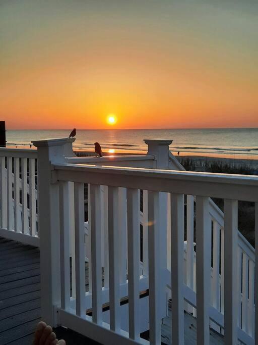 Beachfront -almost Heaven Oceanfront- Unit C/ 2br 1ba *