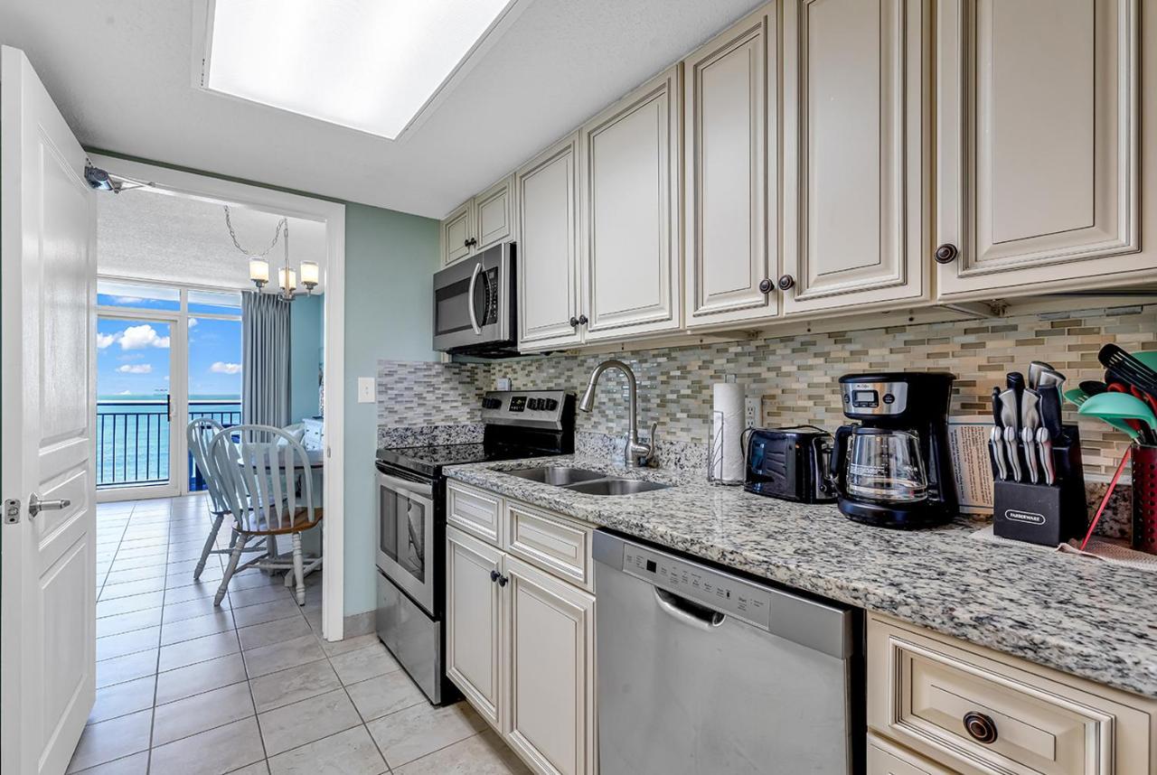 Spacious Oceanfront - Bay Watch 1138 * Myrtle Beach