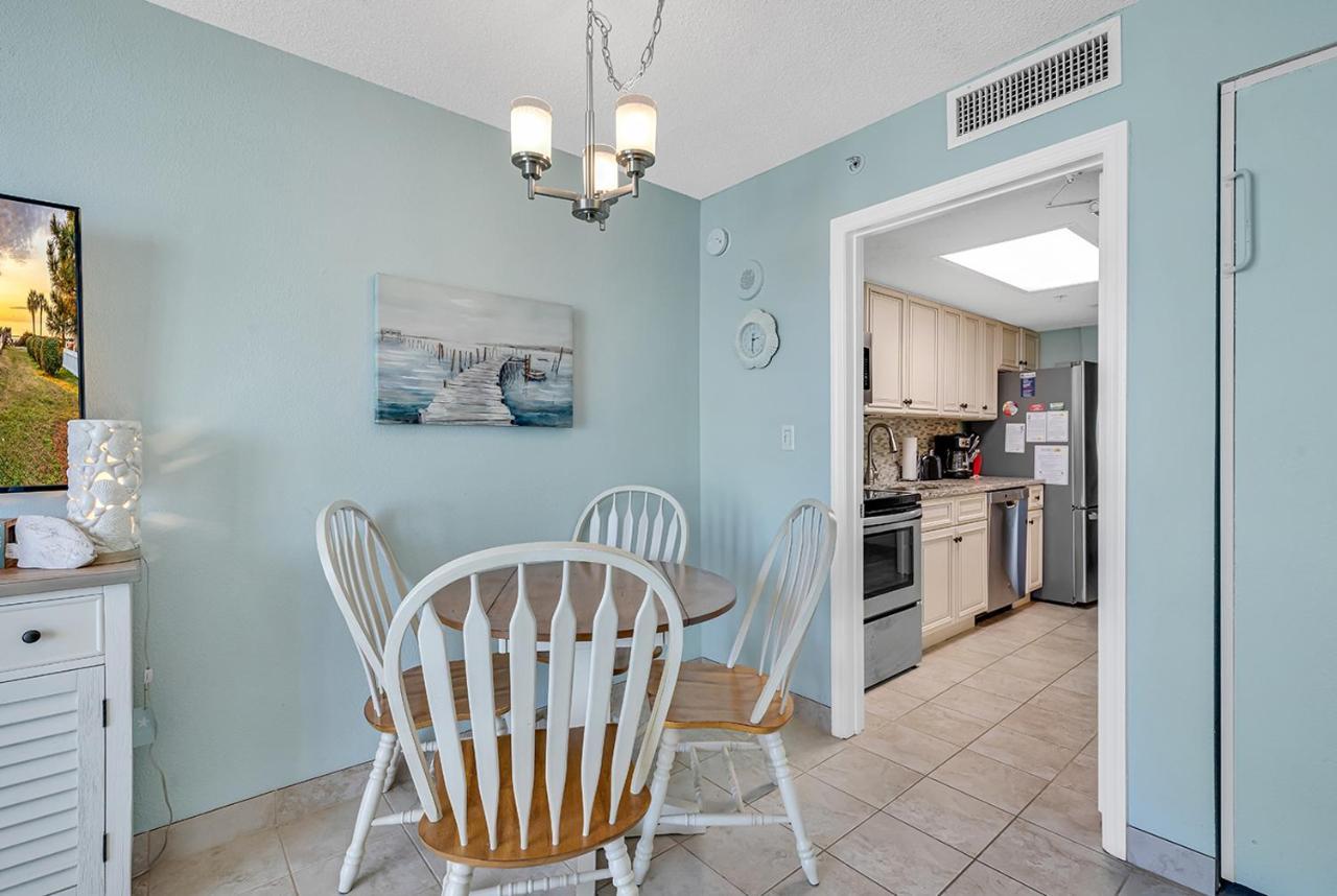 Spacious Oceanfront - Bay Watch 1138