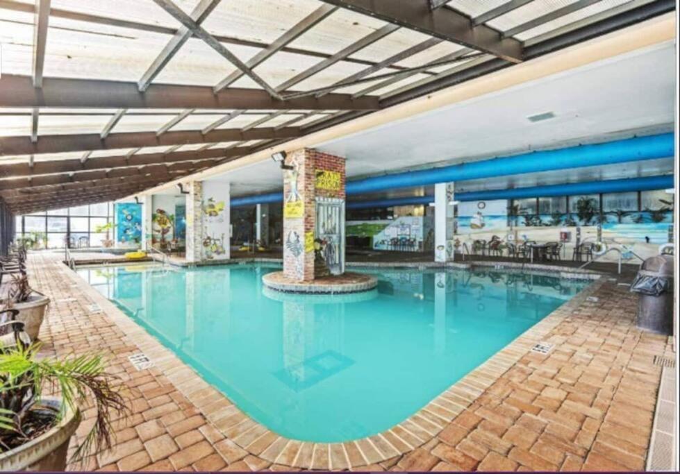 Apartment Seaside Oasis Oceanfront With Balcony 1124 *