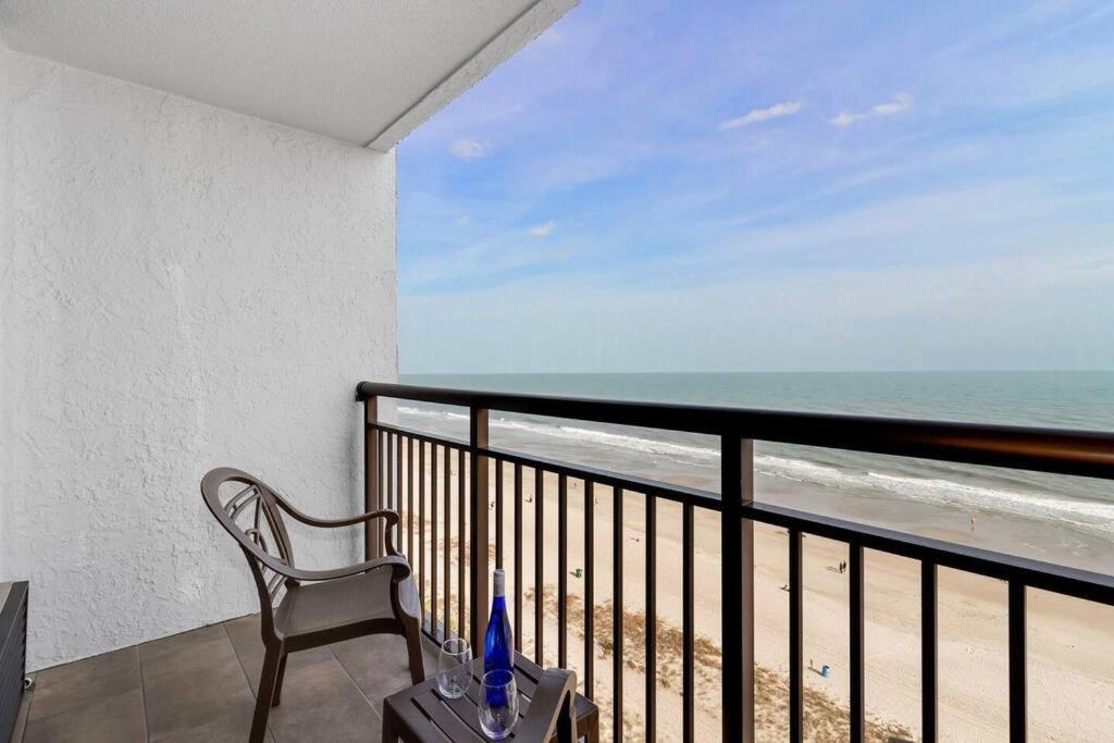 Seaside Oasis Oceanfront With Balcony 1124 * Myrtle Beach