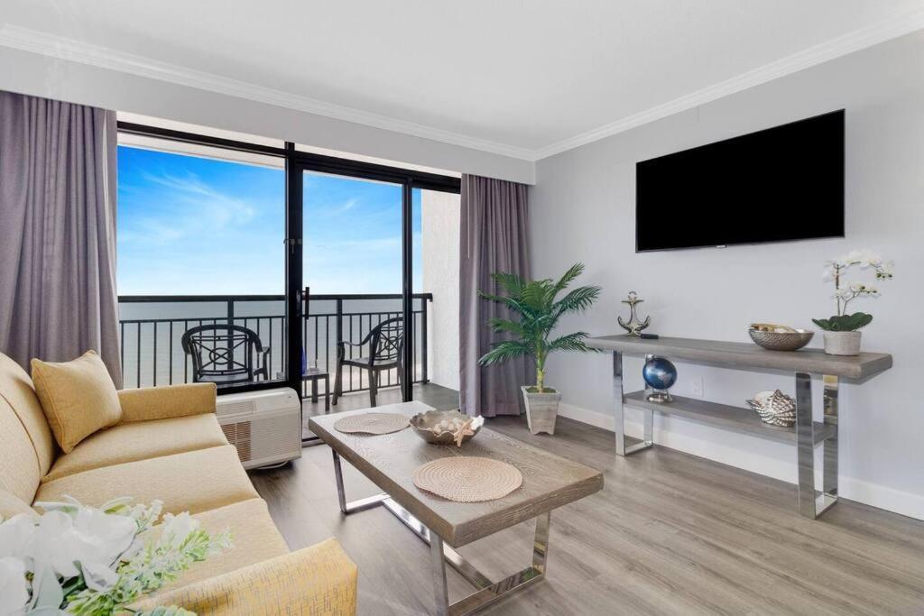 Seaside Oasis Oceanfront With Balcony 1124 Apartment Myrtle Beach