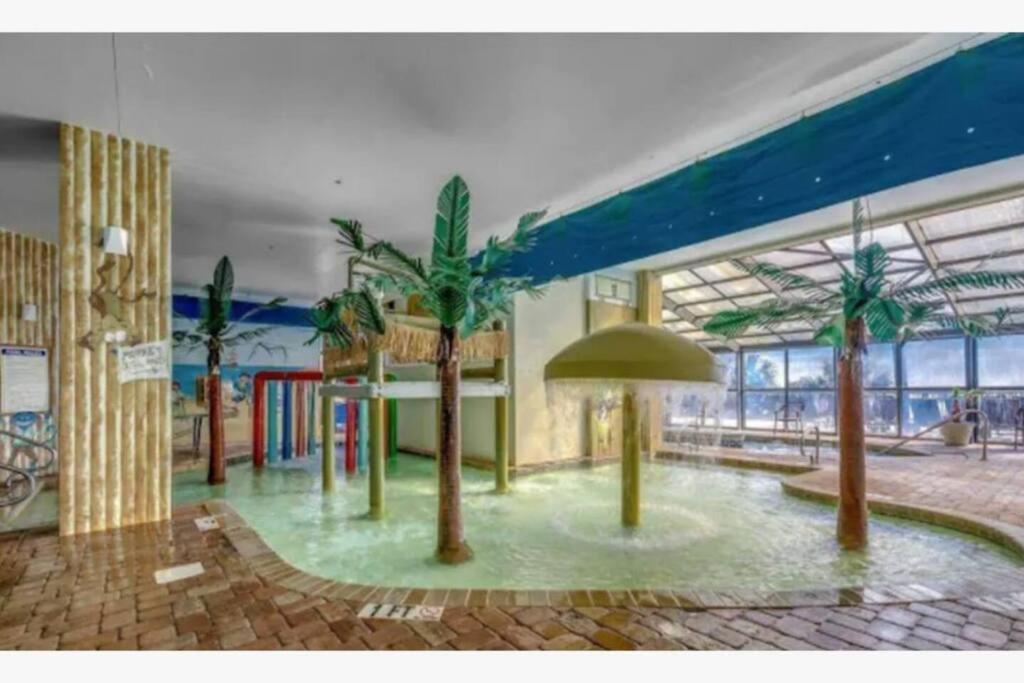 Apartment Seaside Oasis Oceanfront With Balcony 1124 Myrtle Beach