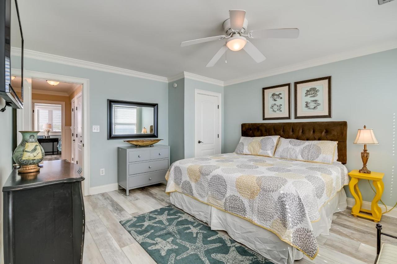 Oceanfront Murrells Inlet With Access! Holiday home