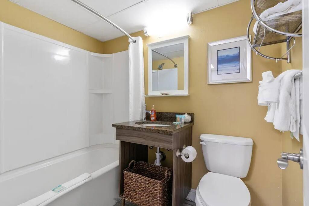 Relaxing Oceanview With Full Kitchen In 306 Myrtle Beach