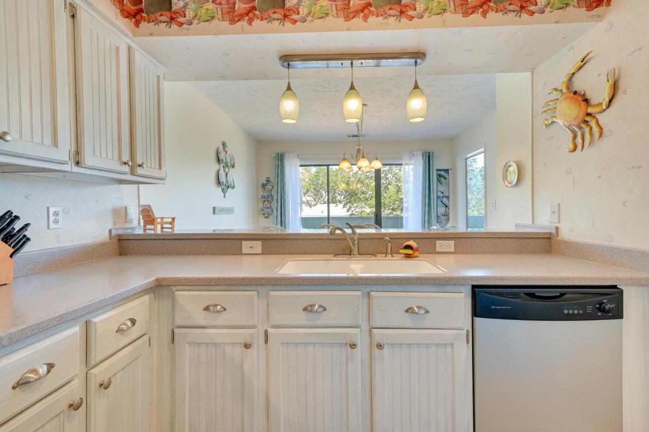 Surfside With Balcony Walk To Beach! *