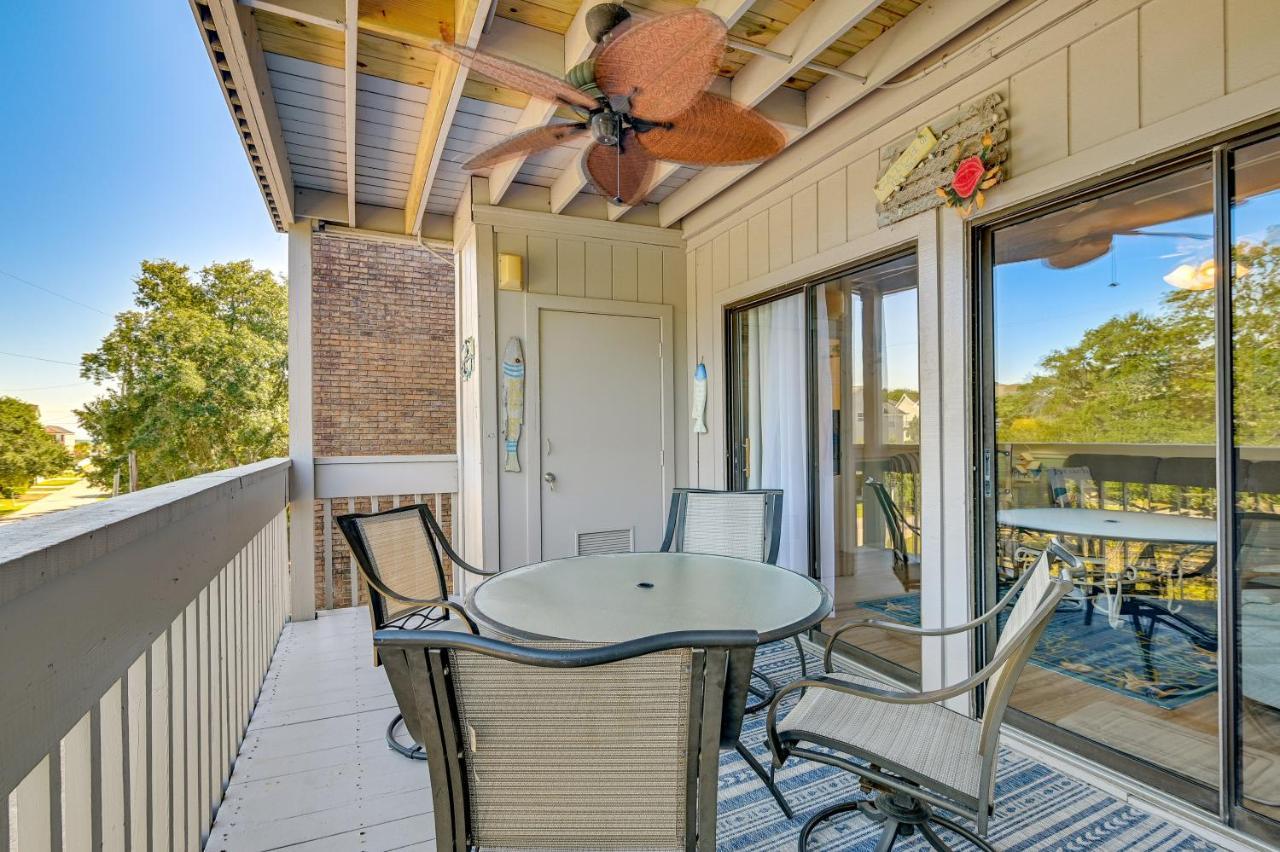 Surfside With Balcony Walk To Beach!