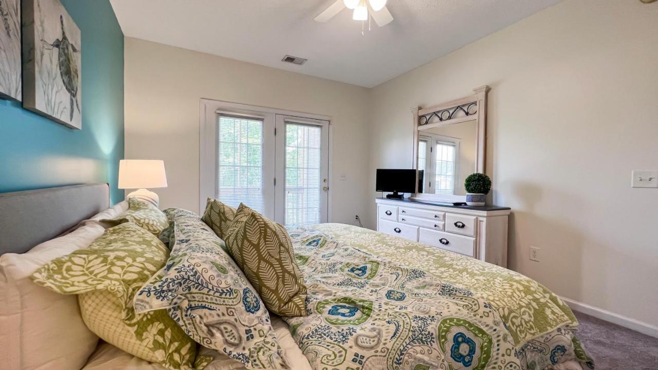 Seven Oaks - 12-301