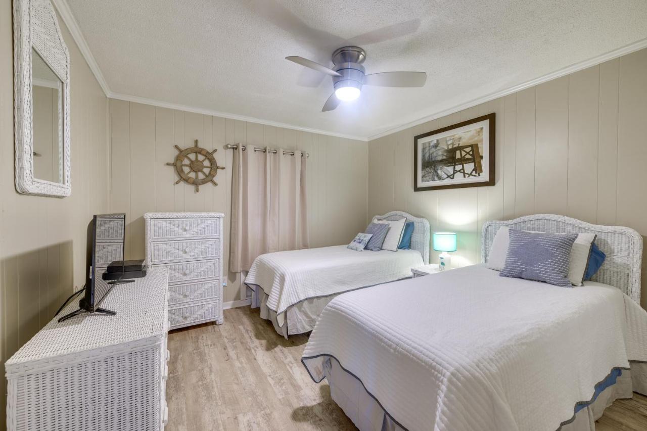 Apartment Luxury North Myrtle Condo, Steps To Beach!