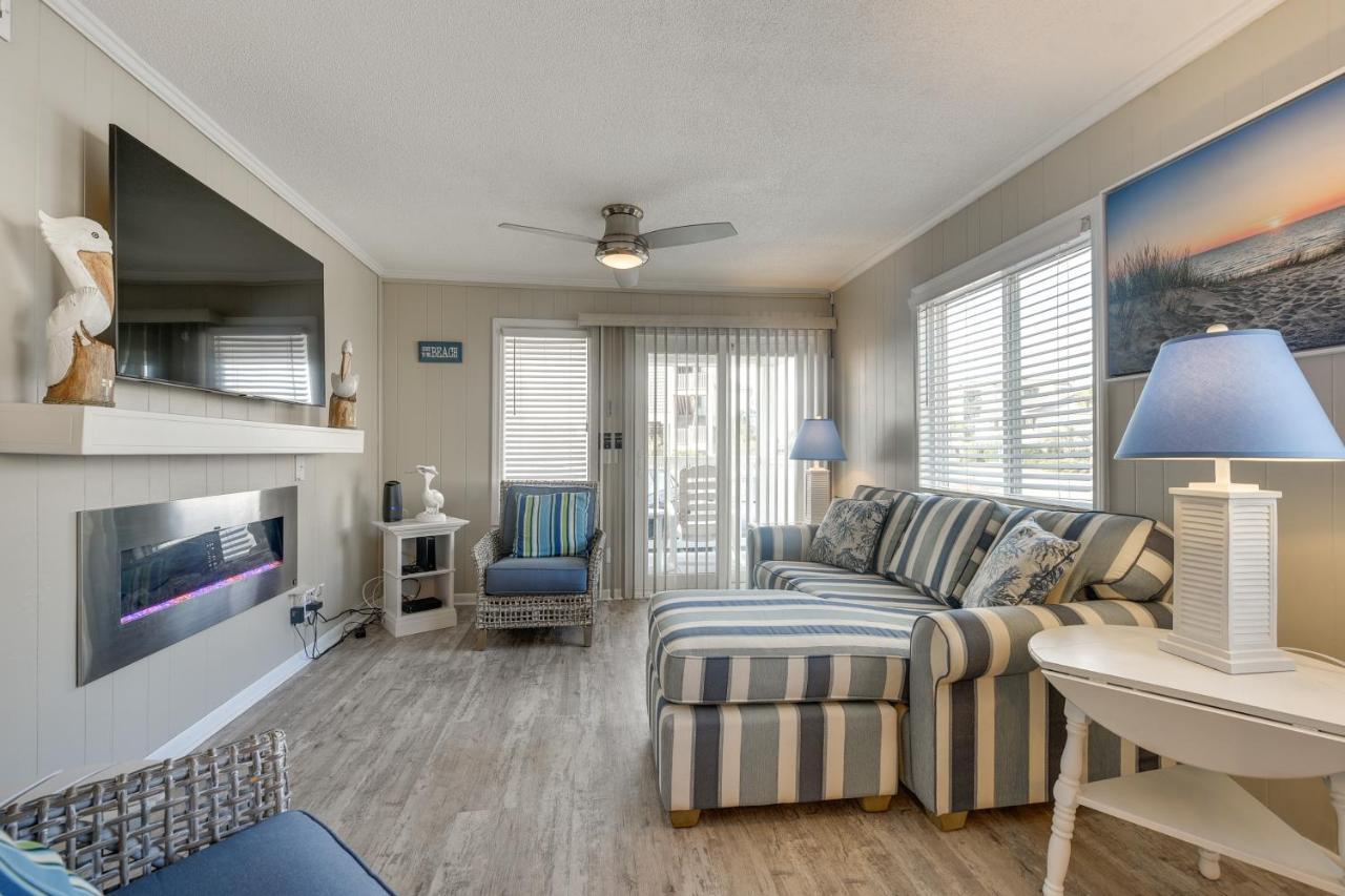 Luxury North Myrtle Condo, Steps To Beach! Apartment *