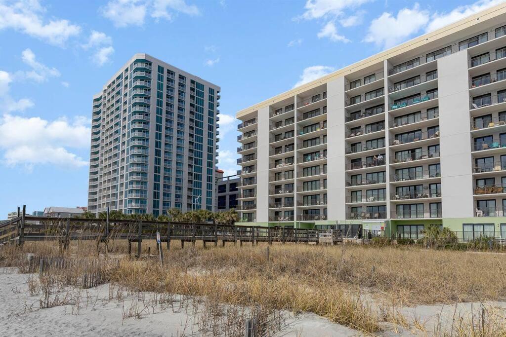 Recently Renovated, Oceanfront,great Views,pools! * Myrtle Beach