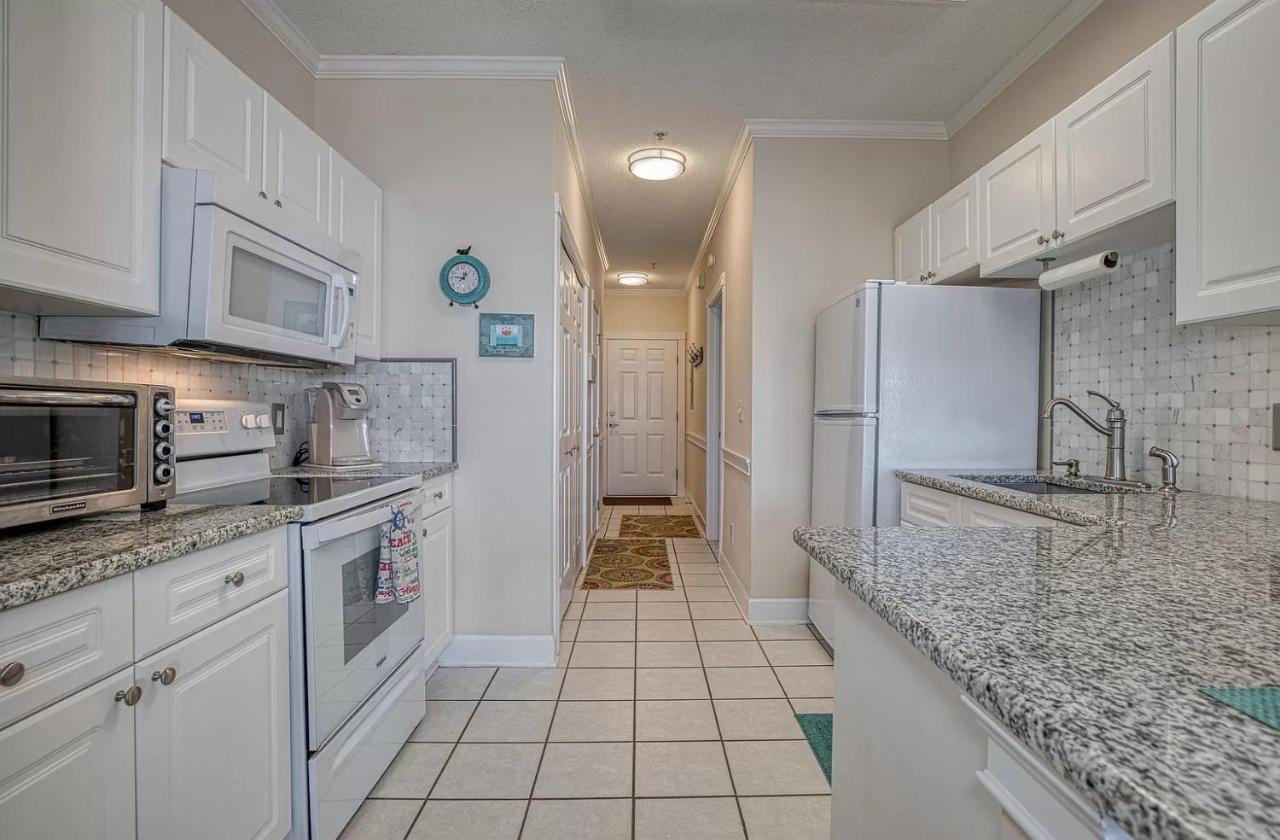 Beach, Golf, Relax: Myrtle Apartment *