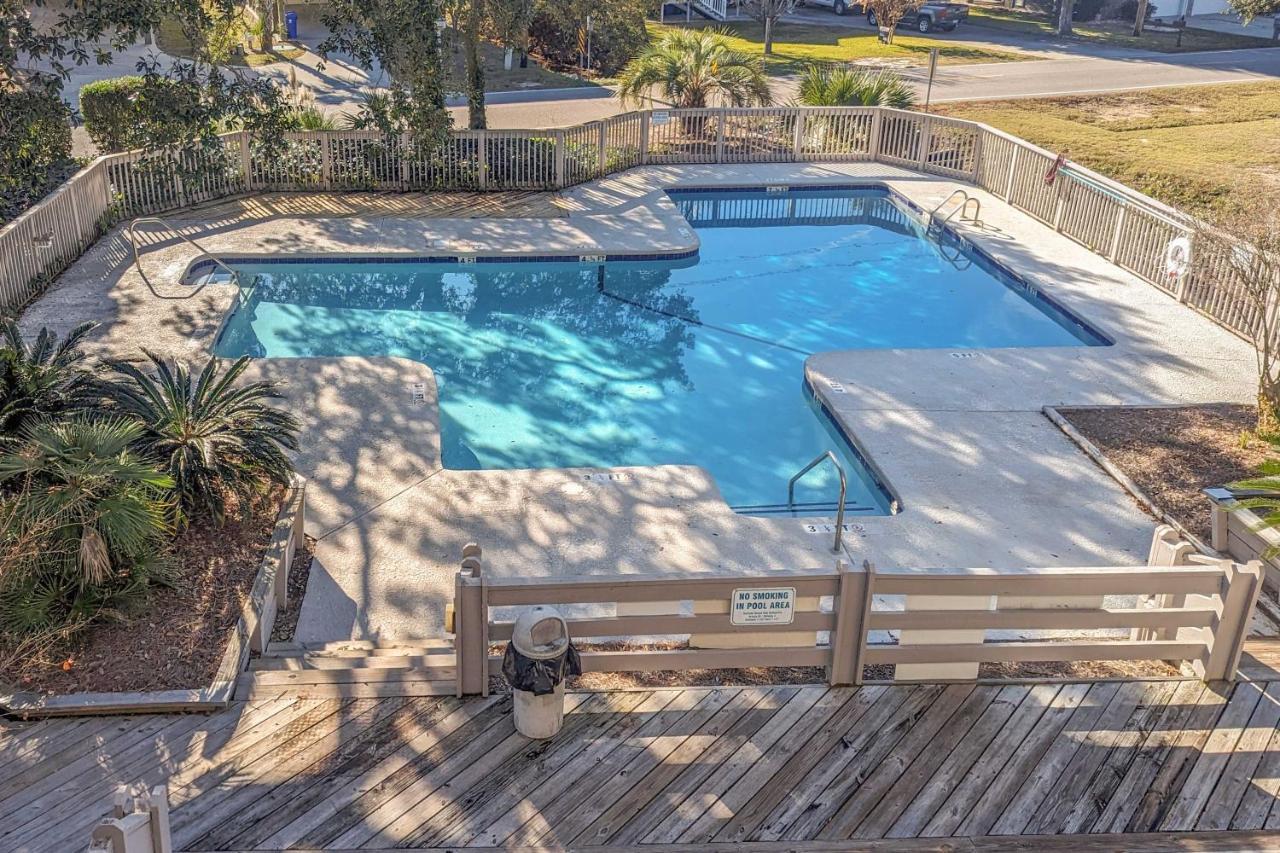 Surfside With Balcony Walk To Beach!