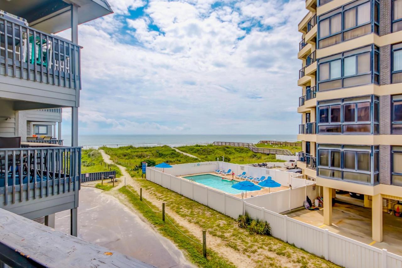 Sea Cabin 214 *
