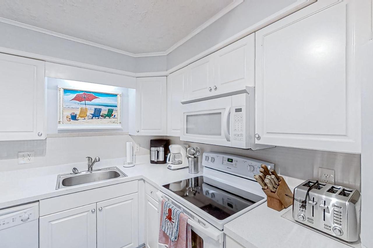Ocean Days & Nights At Windy Village Apartment