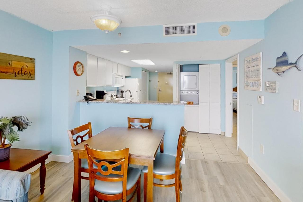 Apartment Roxanne Towers Ph1