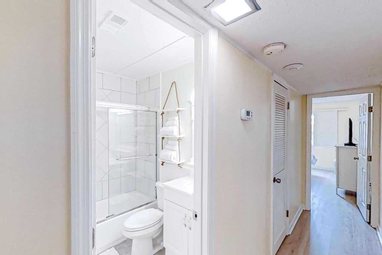 Ocean Days & Nights At Windy Village Apartment *