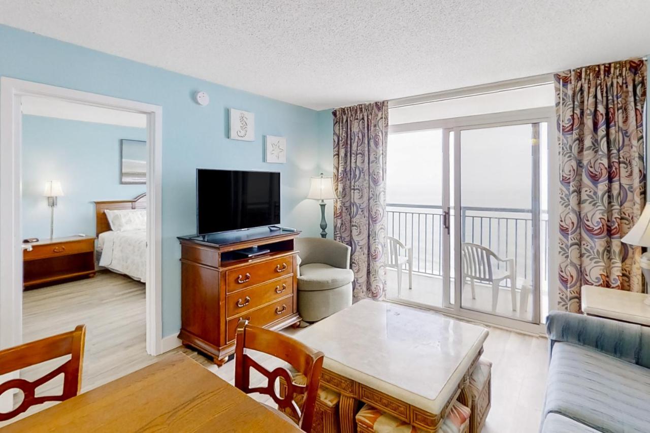 Apartment Roxanne Towers Ph1 *