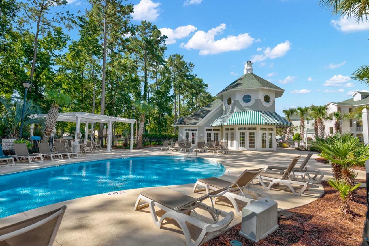 Apartment World Tour Retreat