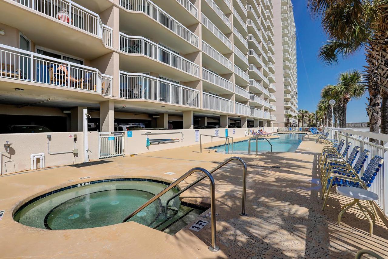 Apartment Crescent Shores S-1010