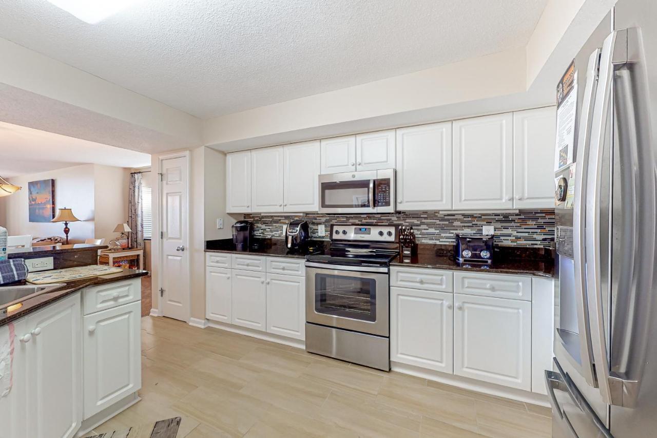 Yacht Club 3-505 Apartment *