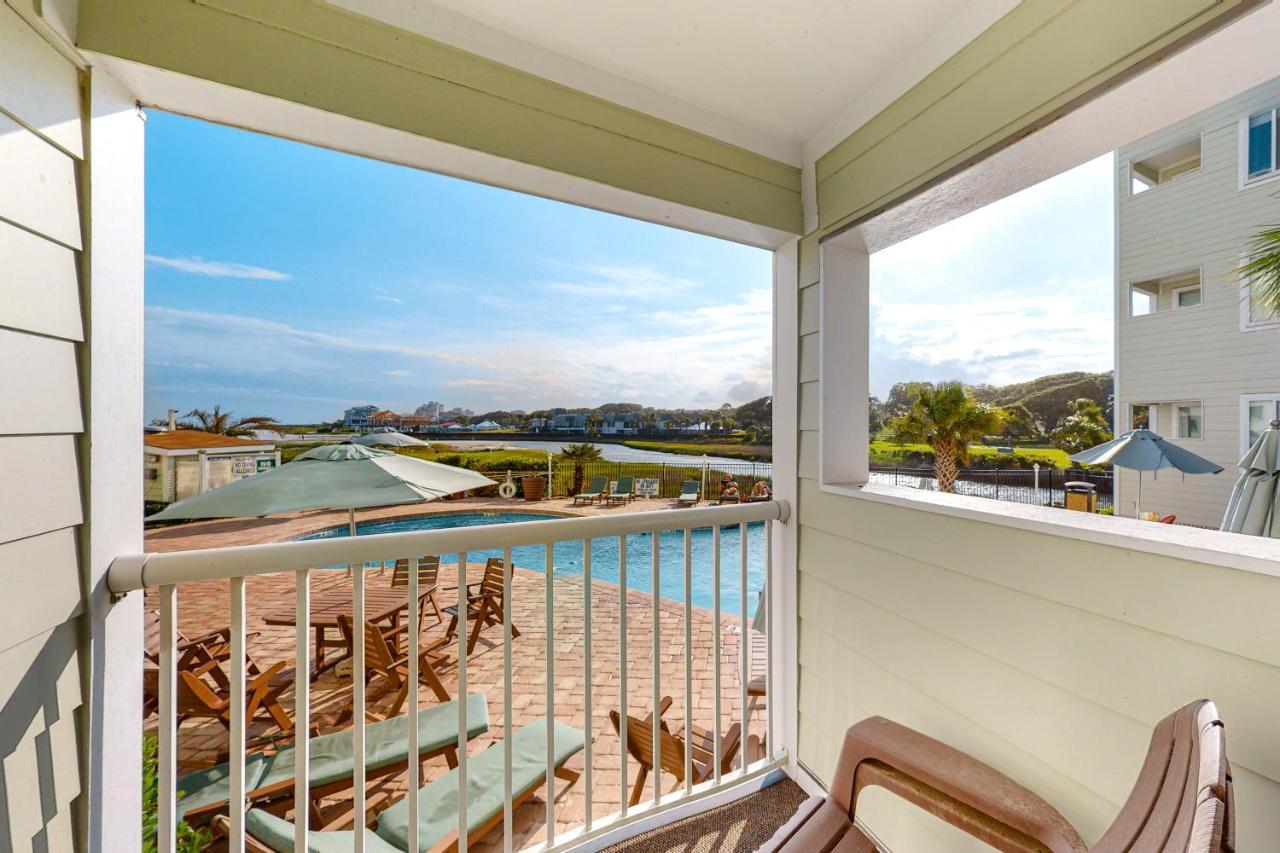 Pelican Cove Sbc 105 Apartment