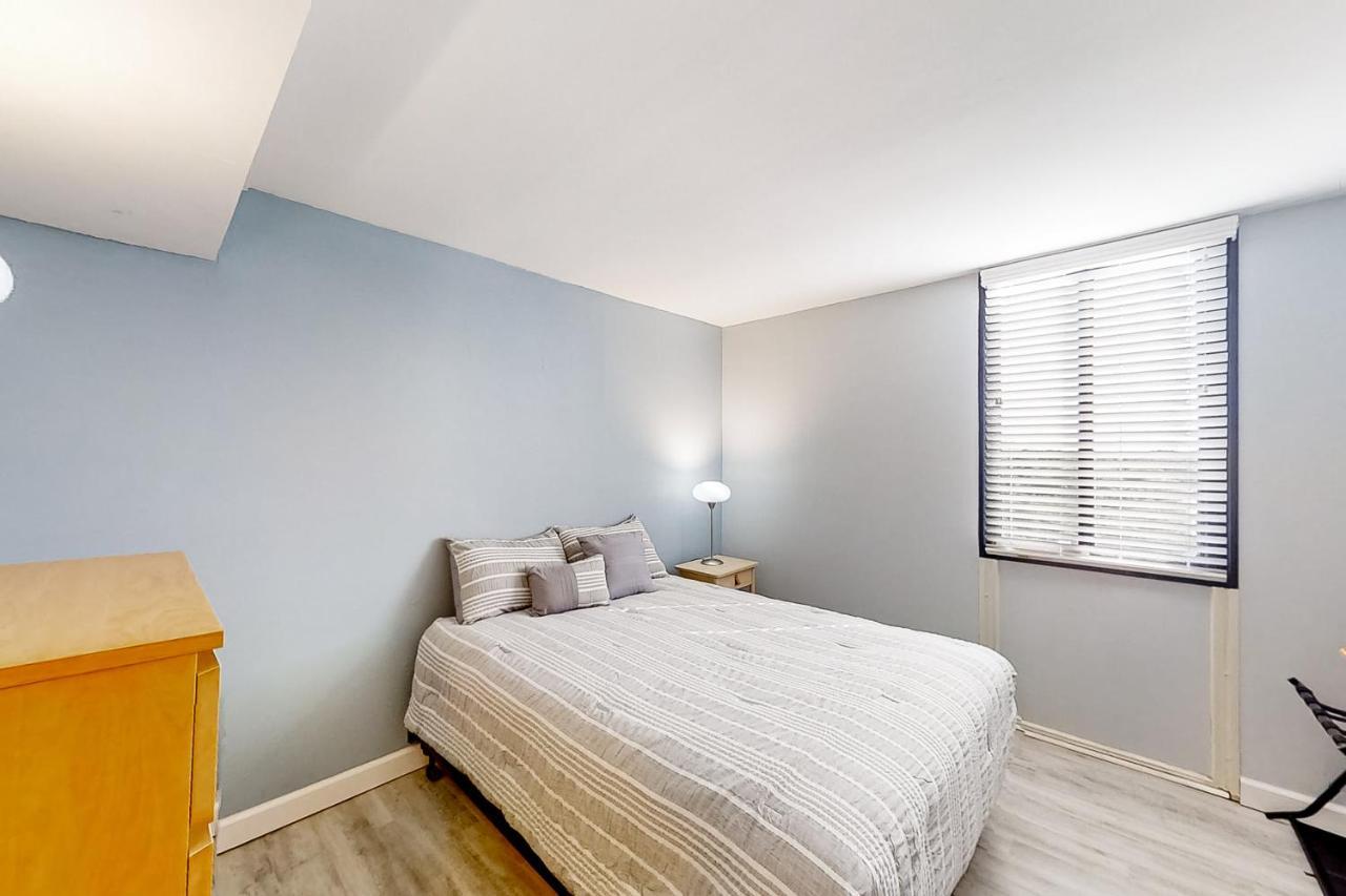 Apartment Towers 603