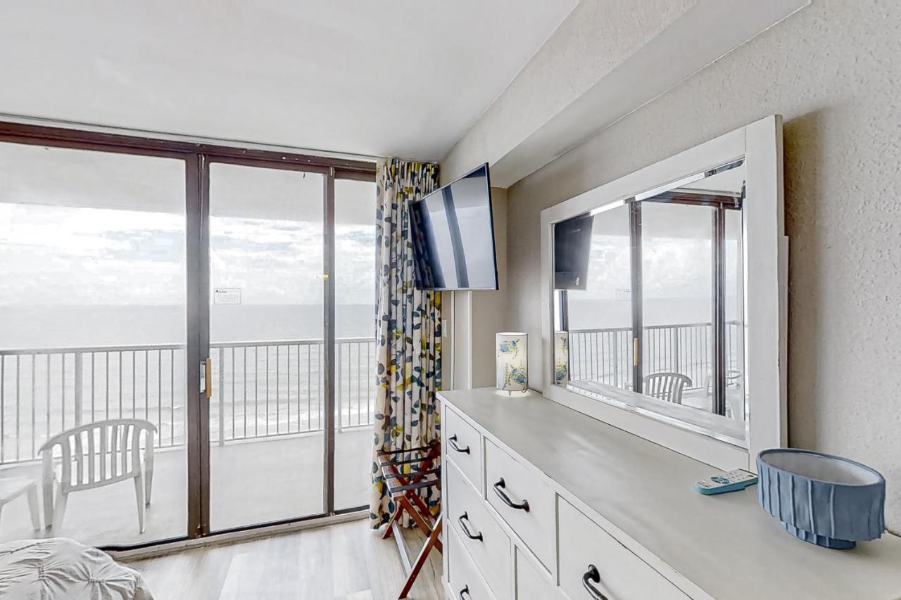 Apartment Sands Ocean Club 1629